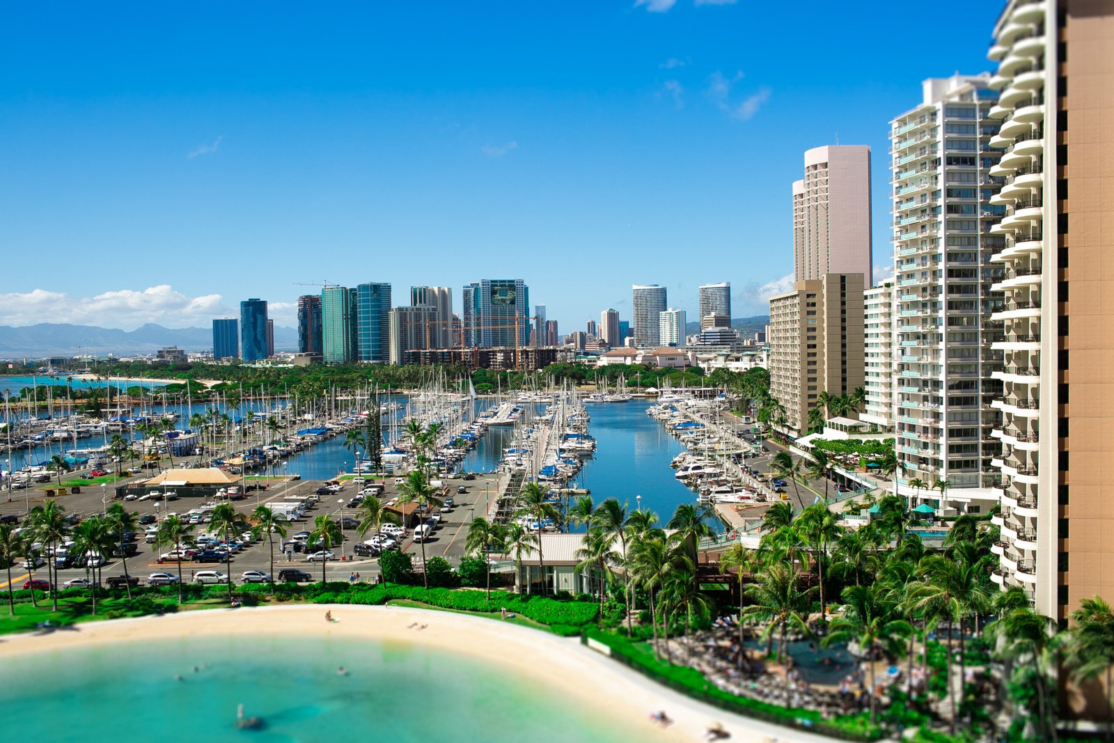 A Step-by-Step Guide to Moving from California to Florida Smoothly
